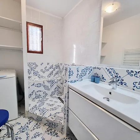 Appartement Acanthes - Avec Jardin - à 5 Minutes Des Plages *